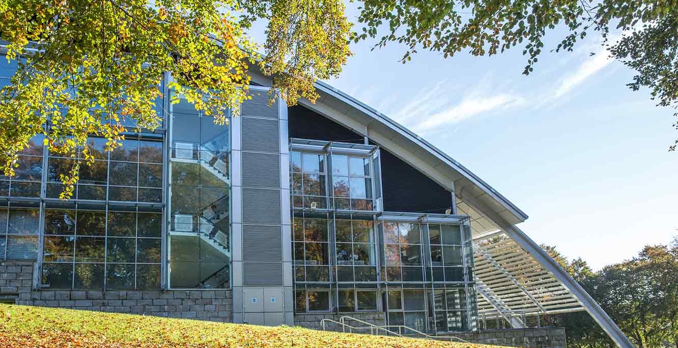 The Ishbel Gordon building at Robert Gordon University in autumn